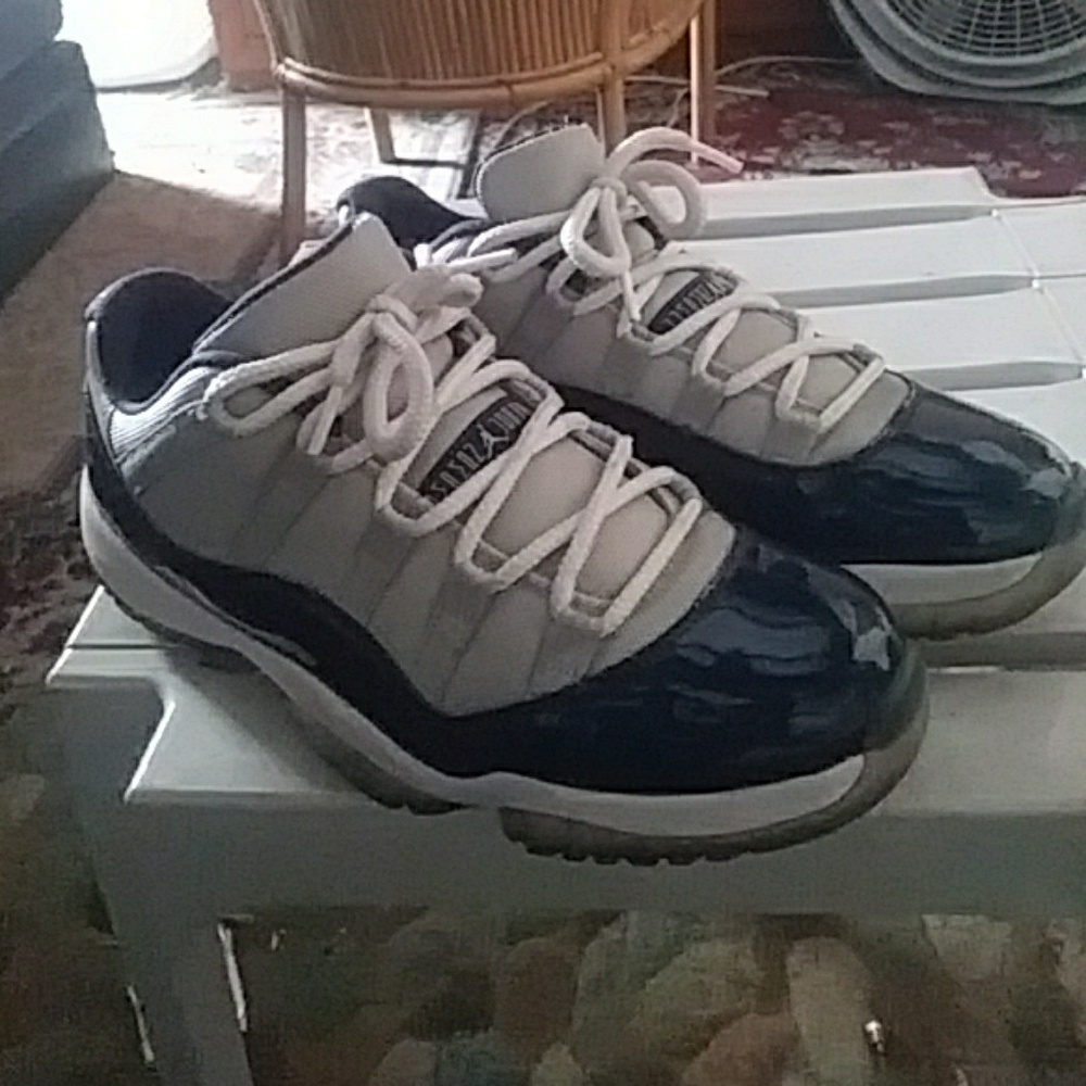 Jordan 11s Georgetown